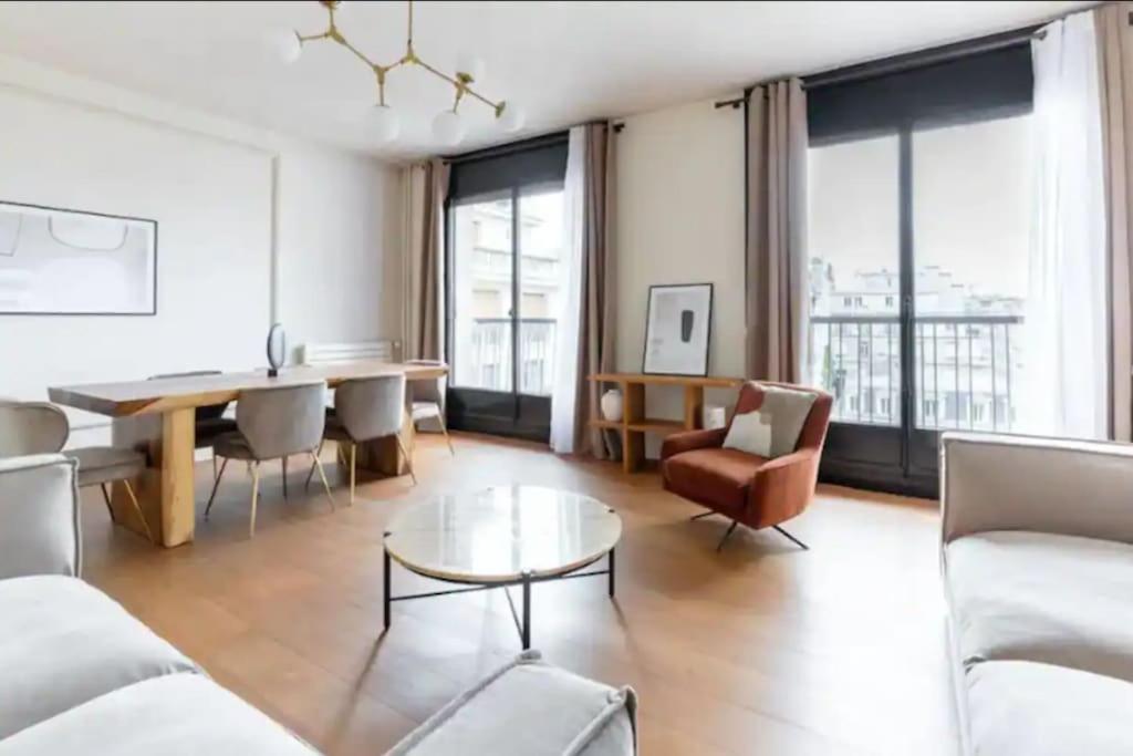 Avenue Montaigne Luxury Apartment 2Br 4P パリ エクステリア 写真