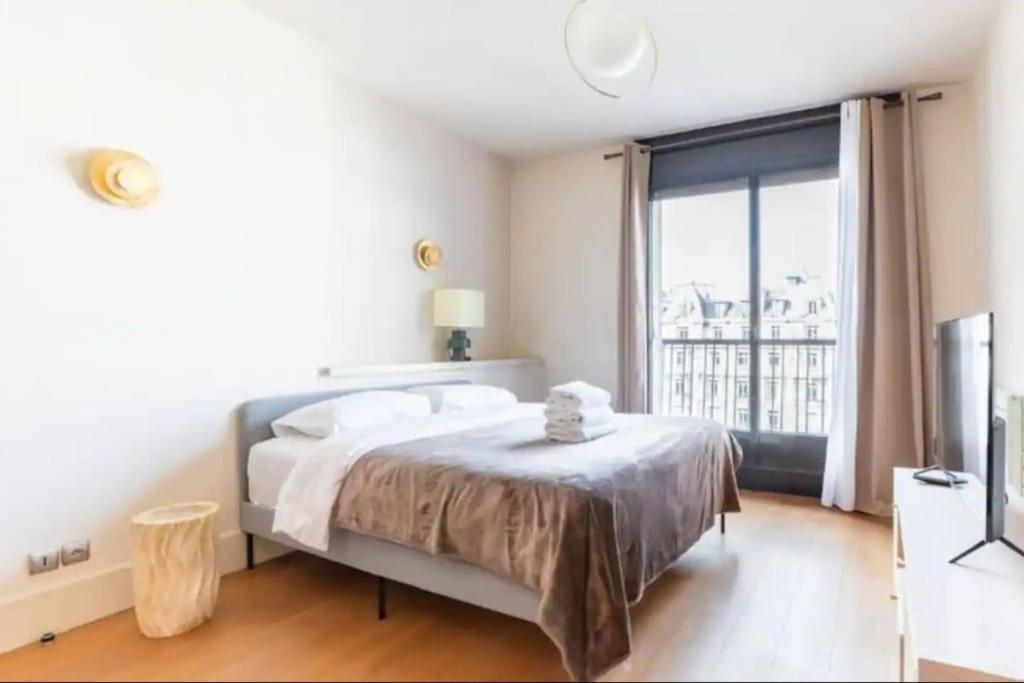 Avenue Montaigne Luxury Apartment 2Br 4P パリ エクステリア 写真